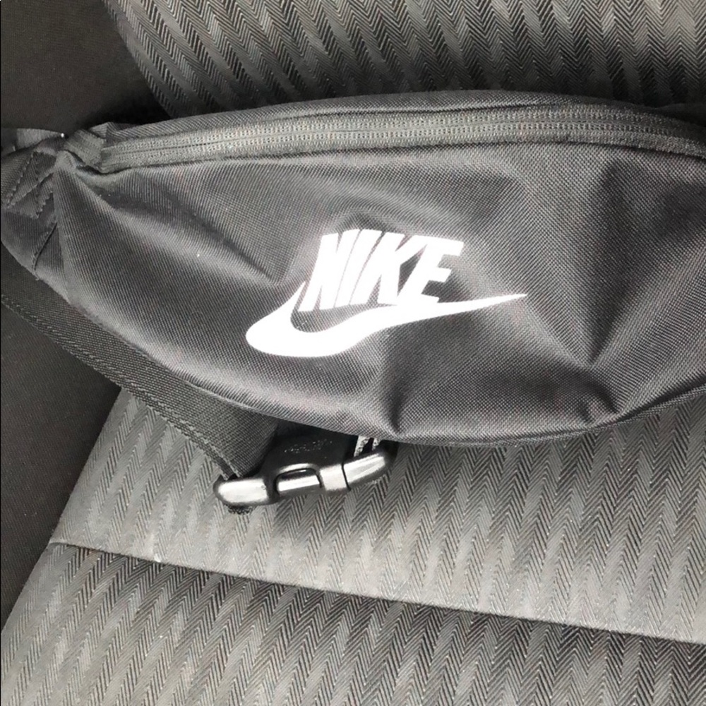 Nike Frontpack